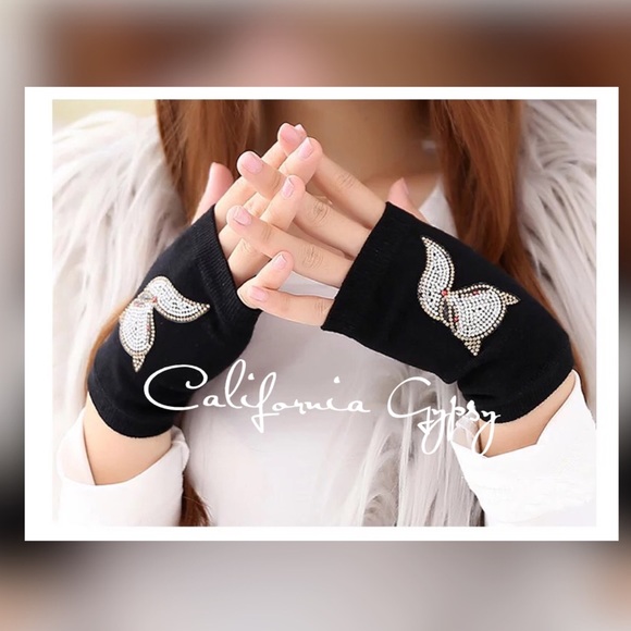 Foxes Rhinestone Knit Gloves - Picture 2 of 6